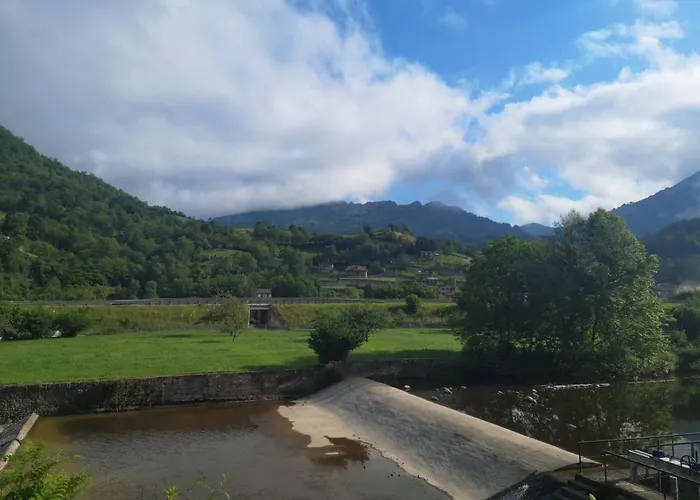 Rurales El Capricho De Carrio Pola de Laviana